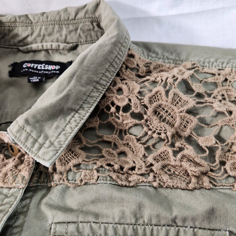 Coffee Shop Womens XL Jacket All Cotton Lace Shoulders Button Up Green FastShip - Picture 3 of 13